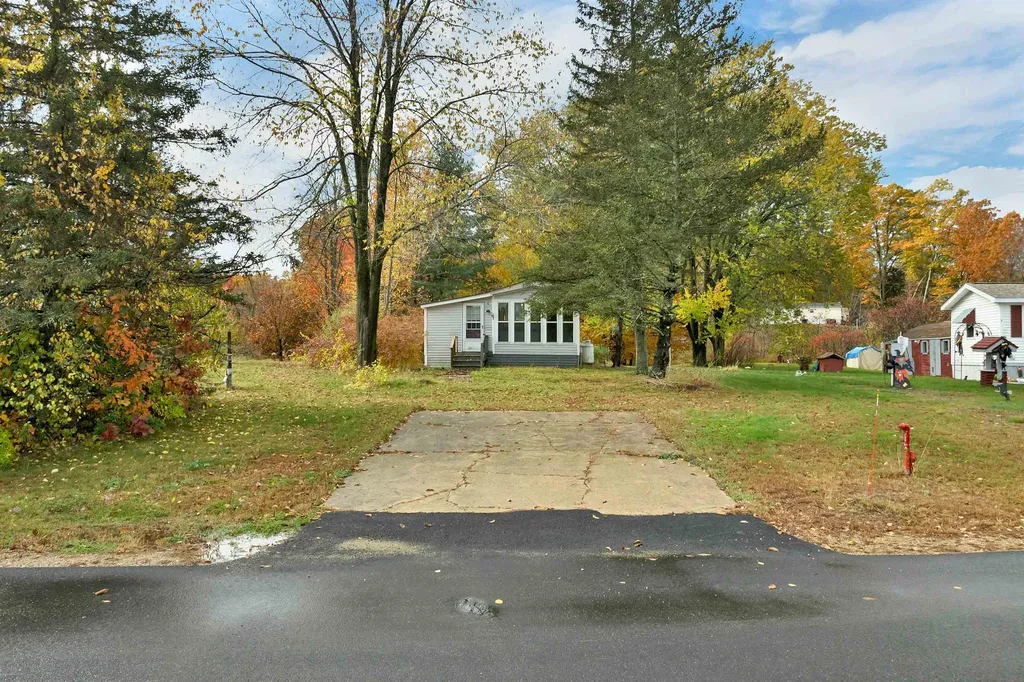 6 Murray Lane Northwood NH 03261