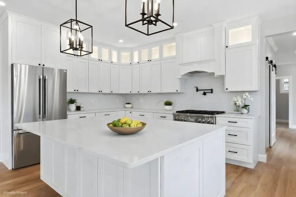 63 Mammoth Road Windham NH 03087