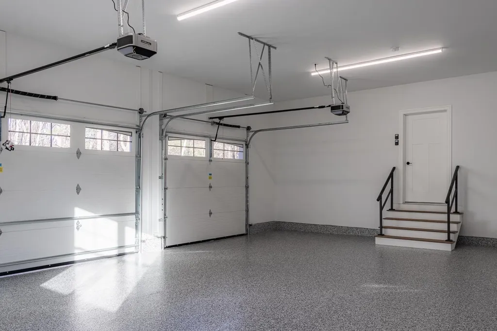 63 Mammoth Road Windham NH 03087