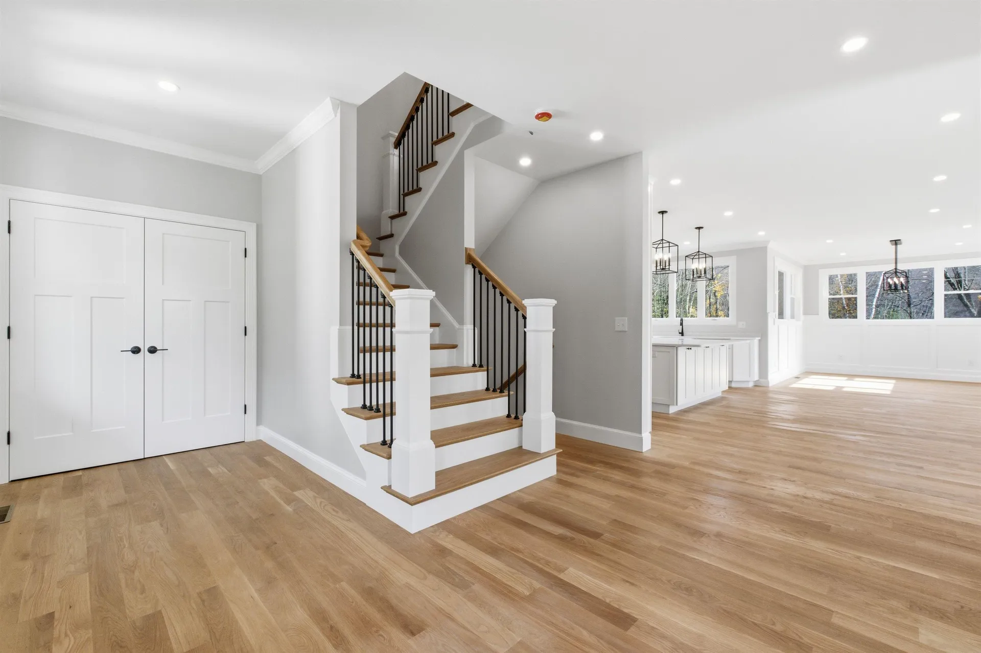 63 Mammoth Road Windham NH 03087