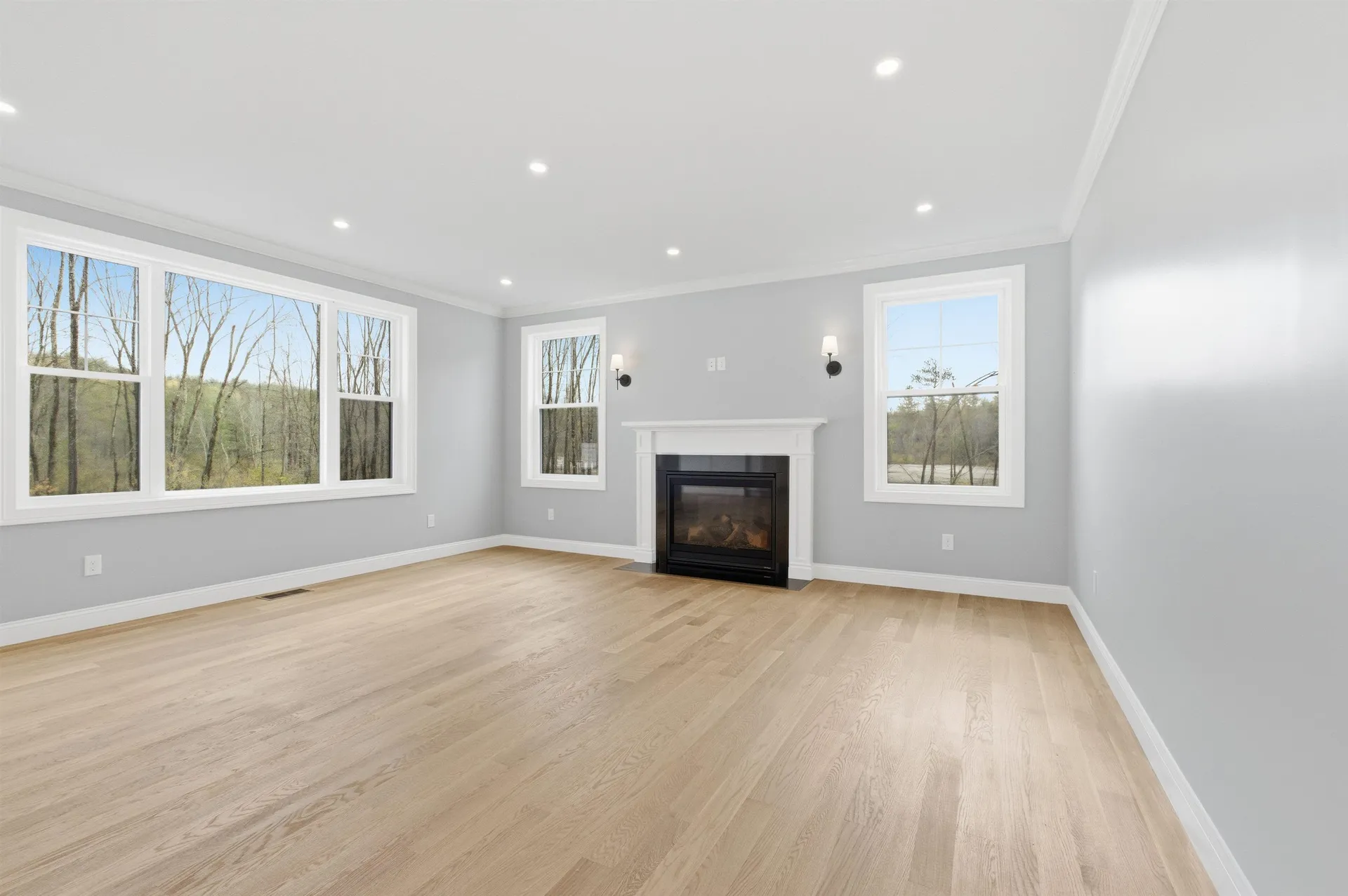 63 Mammoth Road Windham NH 03087