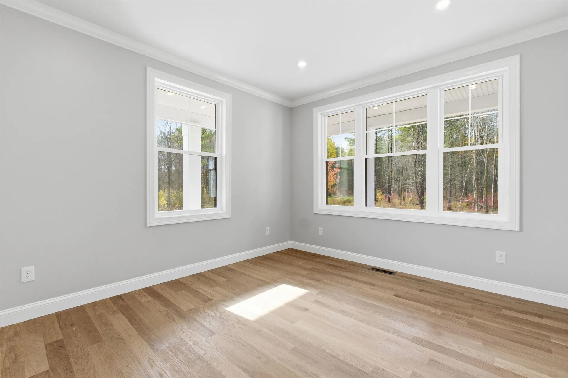 63 Mammoth Road Windham NH 03087