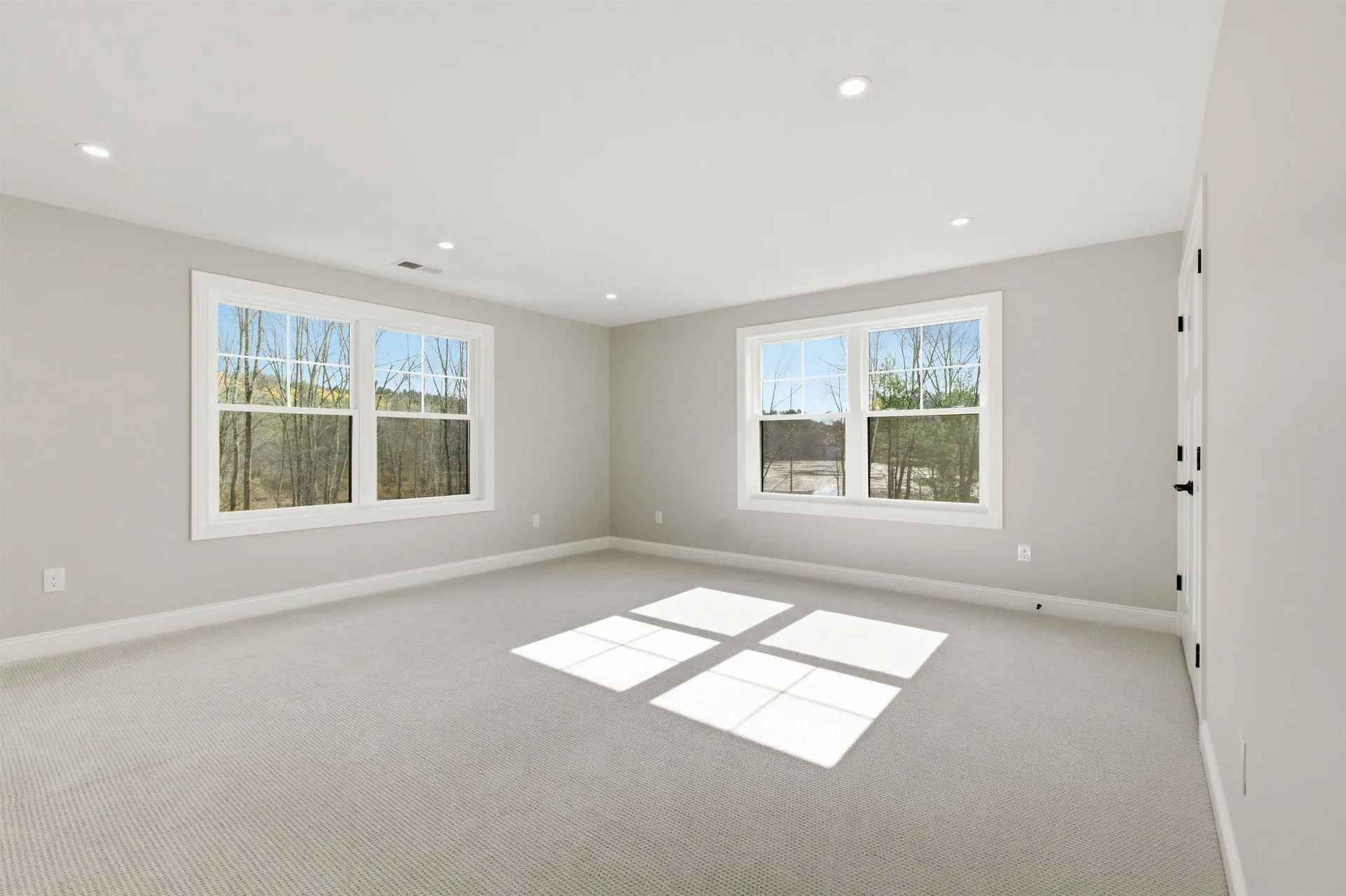 63 Mammoth Road Windham NH 03087