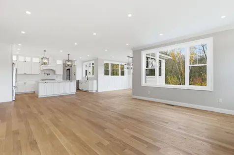 63 Mammoth Road Windham NH 03087