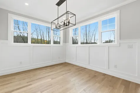 63 Mammoth Road Windham NH 03087