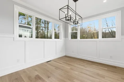 63 Mammoth Road Windham NH 03087