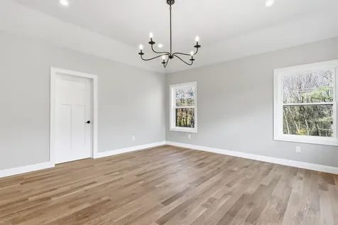 63 Mammoth Road Windham NH 03087