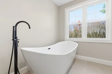 63 Mammoth Road Windham NH 03087