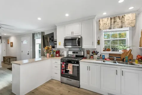 20 True Road Meredith NH 03253