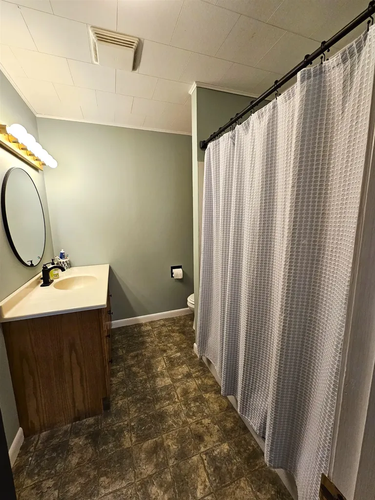 53 Beauchesne Street Derby VT 05829