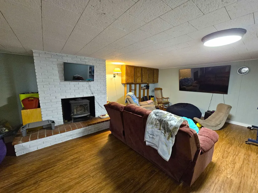 53 Beauchesne Street Derby VT 05829