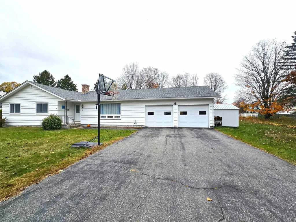 53 Beauchesne Street Derby VT 05829
