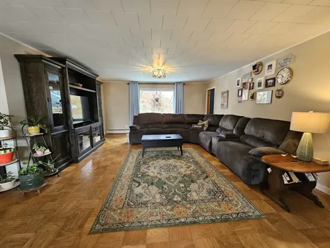 53 Beauchesne Street Derby VT 05829