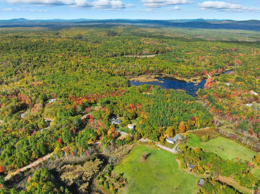 733 North Street Candia NH 03034