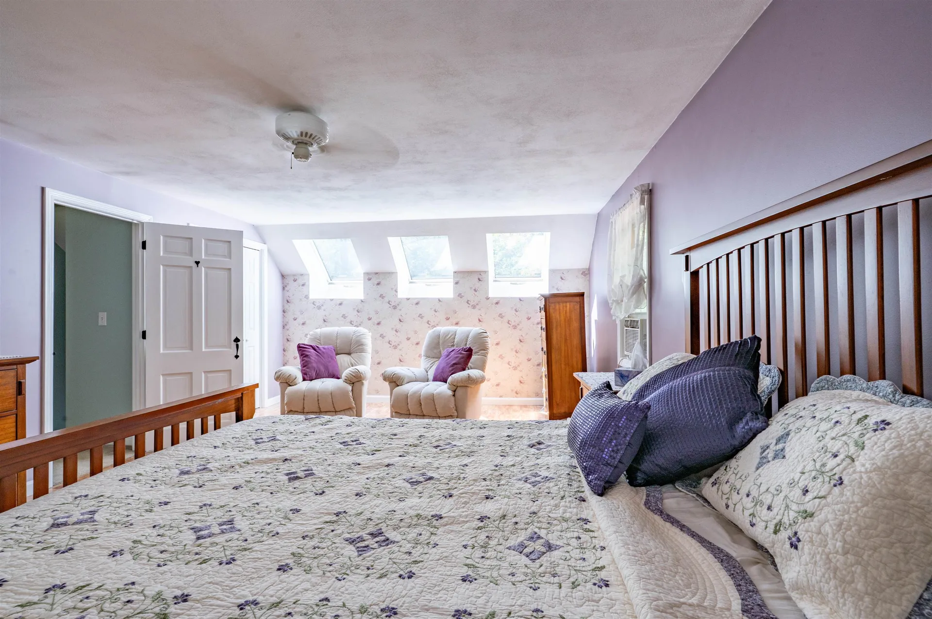 8 Sunshine Drive Kingston NH 03848