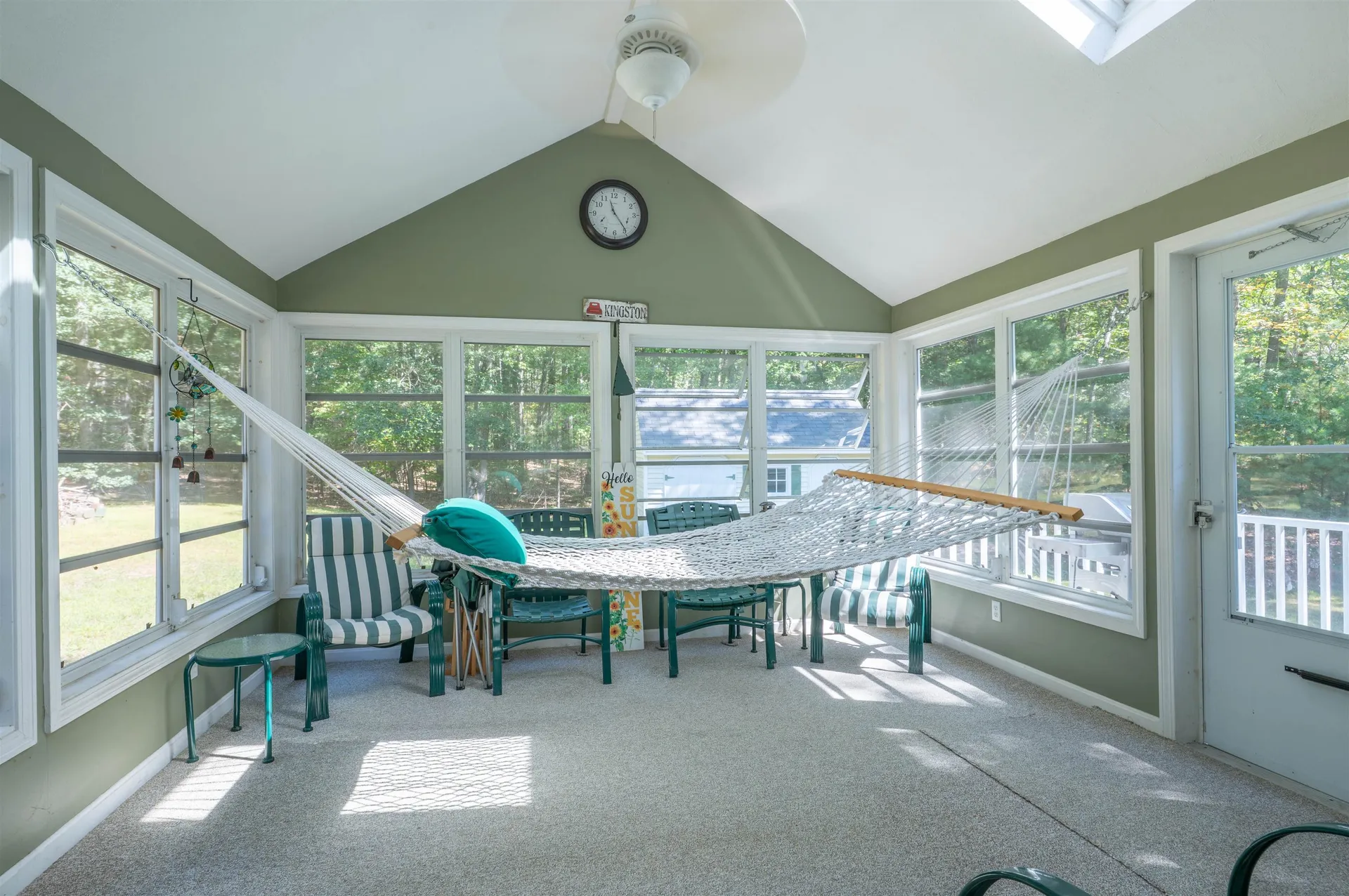 8 Sunshine Drive Kingston NH 03848
