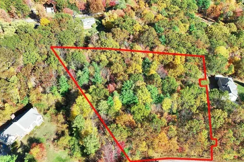 15 Johns Drive Hooksett NH 03106