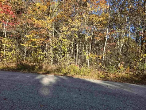 15 Johns Drive Hooksett NH 03106