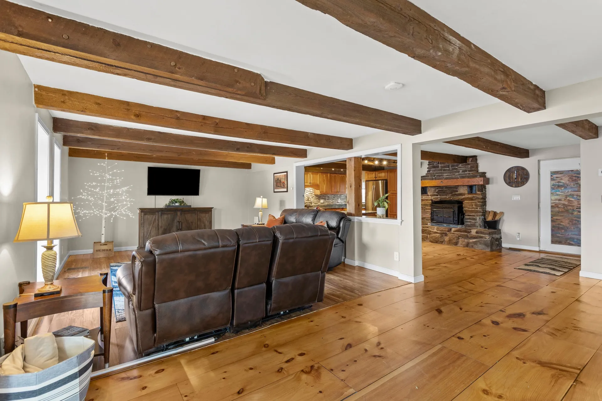 108 East Shore Drive Weare NH 03281