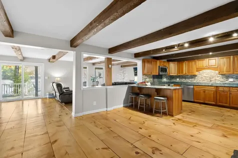 108 East Shore Drive Weare NH 03281