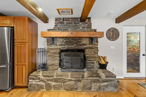 108 East Shore Drive Weare NH 03281