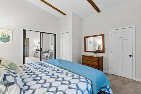 108 East Shore Drive Weare NH 03281