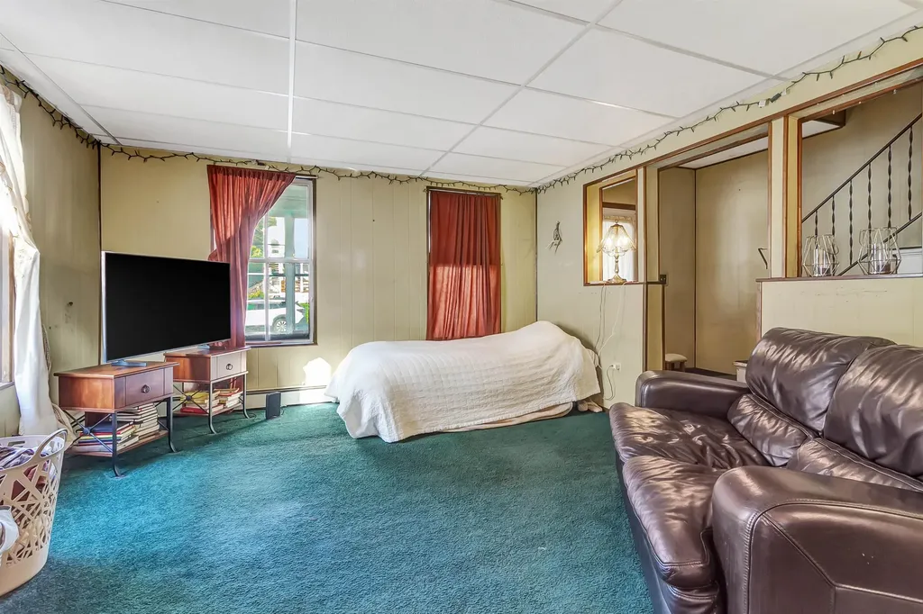 22 E Washington Street Rutland City VT 05701