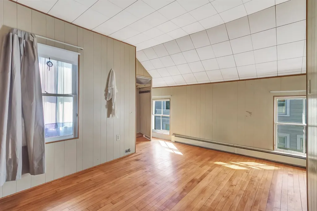 22 E Washington Street Rutland City VT 05701