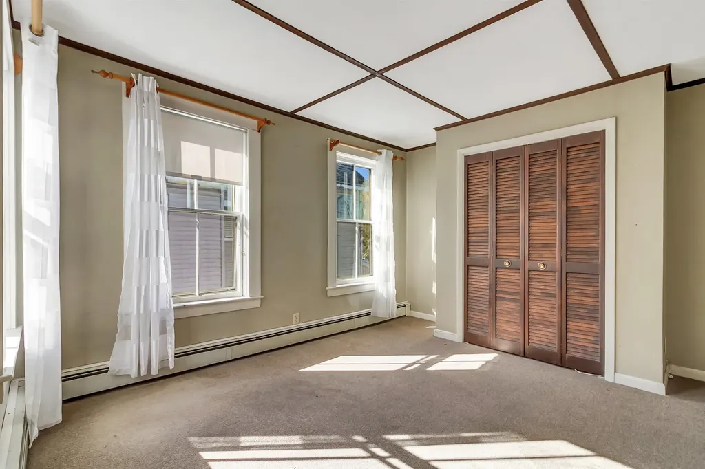 22 E Washington Street Rutland City VT 05701