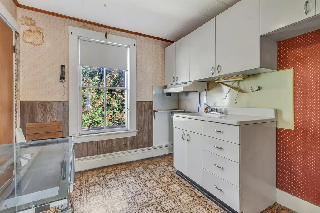 22 E Washington Street Rutland City VT 05701