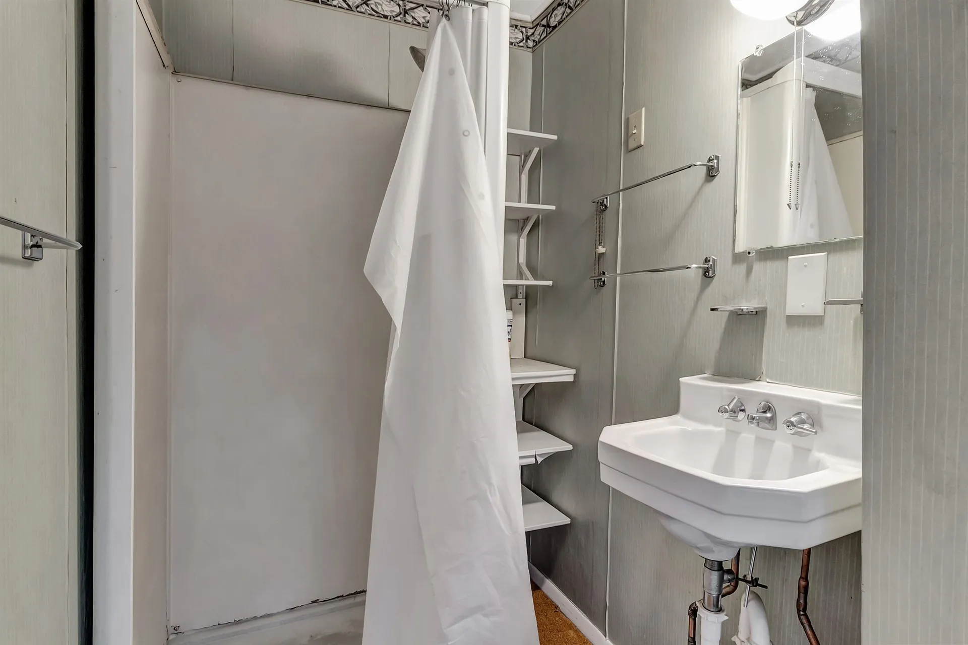 22 E Washington Street Rutland City VT 05701