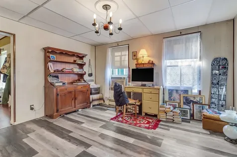 22 E Washington Street Rutland City VT 05701