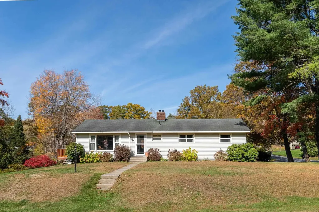 52 Victoria Drive Rutland Town VT 05701