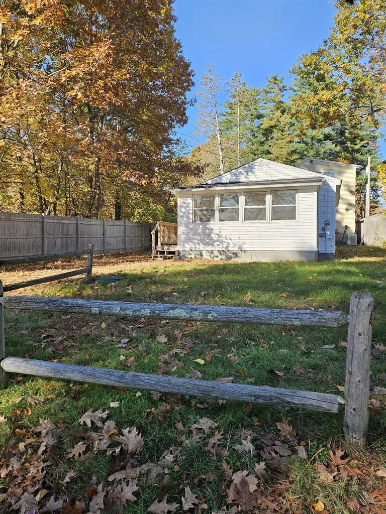 60 Shore Drive Salem NH 03079