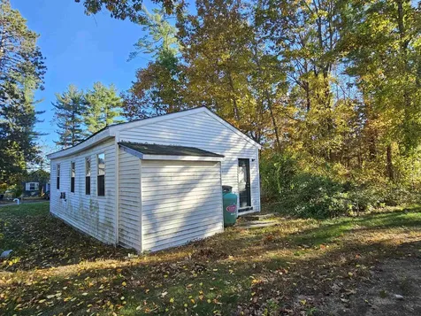 60 Shore Drive Salem NH 03079