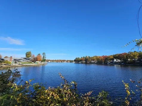 60 Shore Drive Salem NH 03079