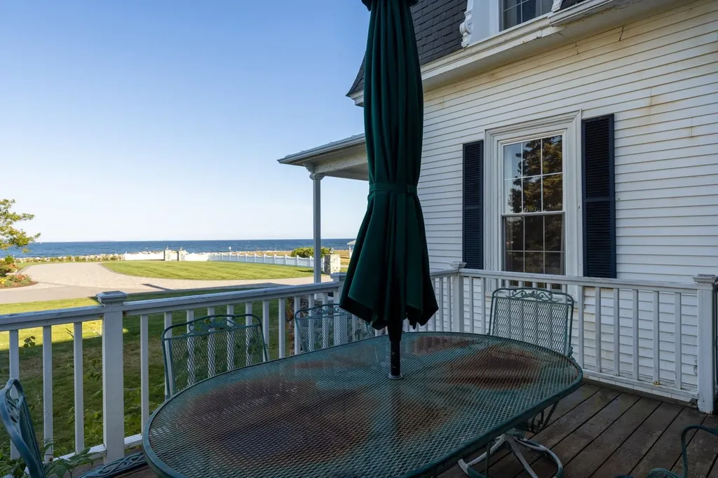 23 Straws Point Rye NH 03870