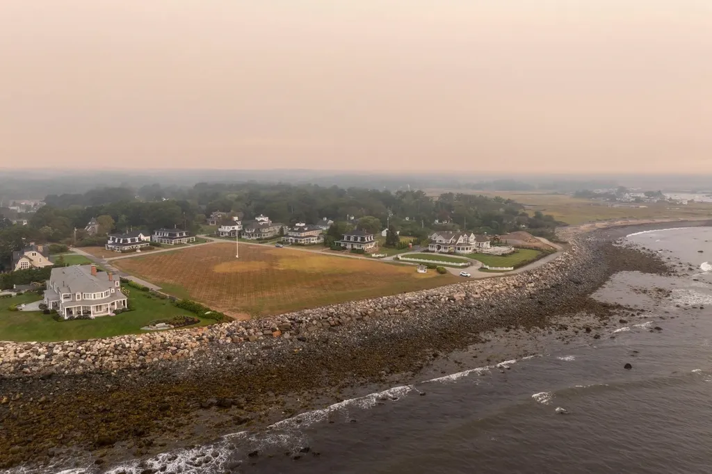 23 Straws Point Rye NH 03870