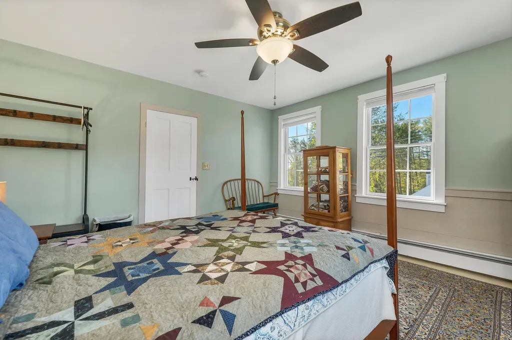 9 Reservoir Road Deering NH 03244