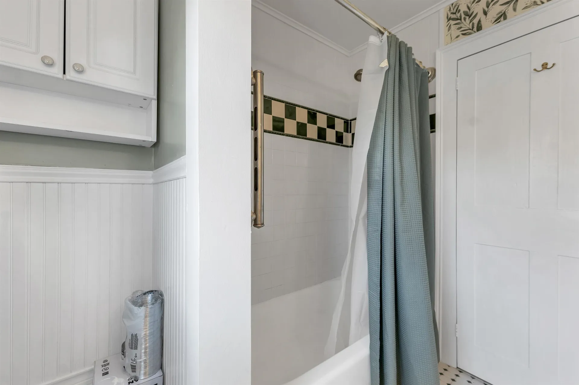 9 Reservoir Road Deering NH 03244