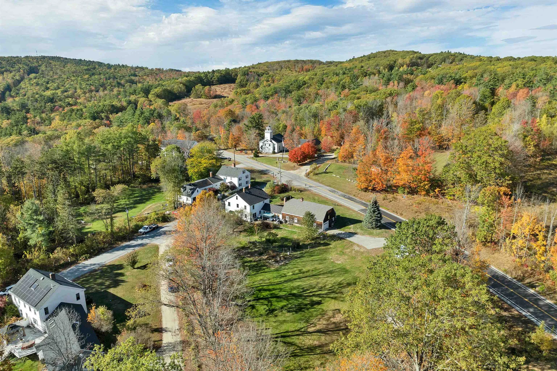 9 Reservoir Road Deering NH 03244