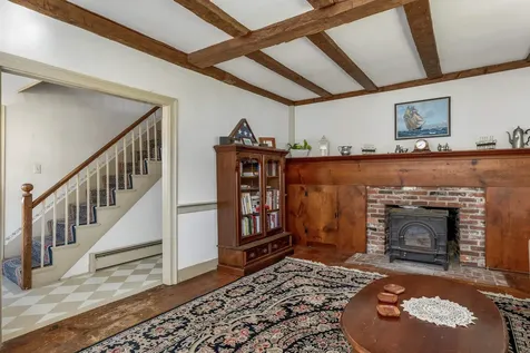 9 Reservoir Road Deering NH 03244