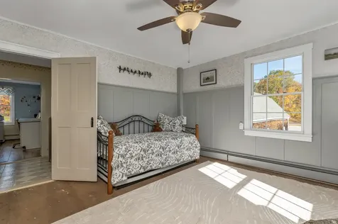 9 Reservoir Road Deering NH 03244