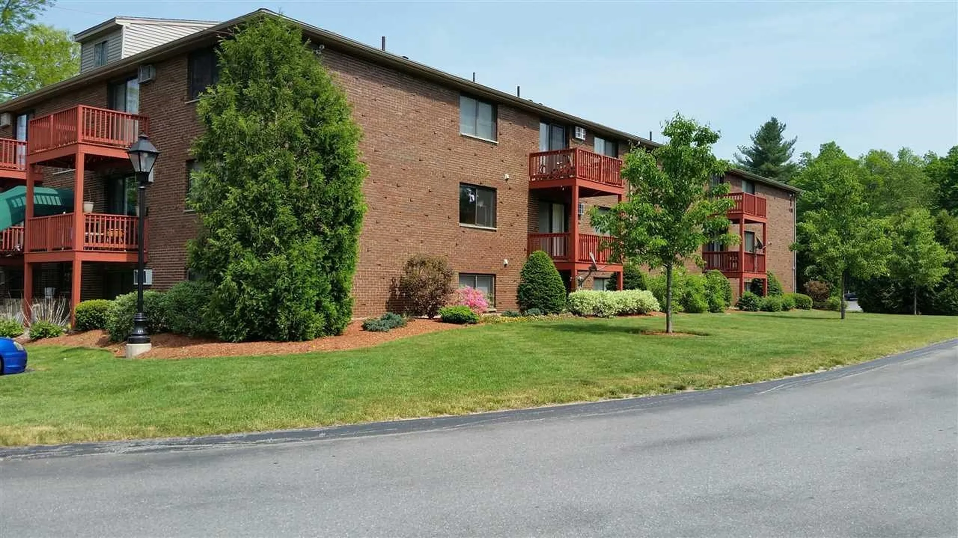 29 Capron Road Milford NH 03055