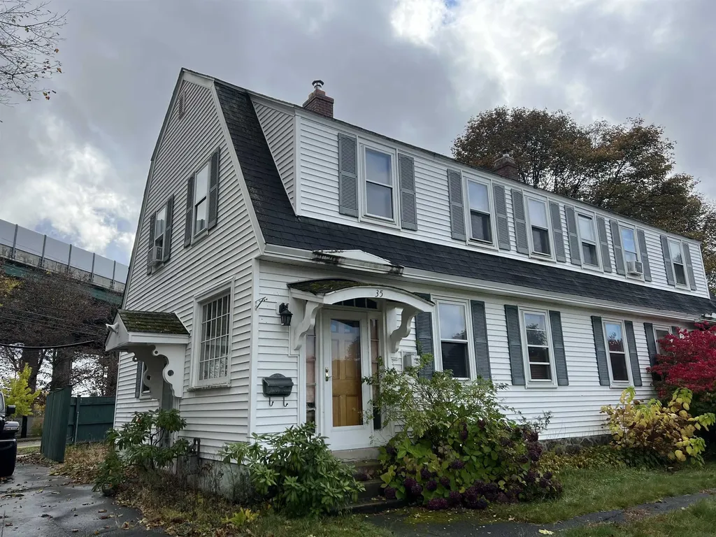 35 Concord Way Portsmouth NH 03801
