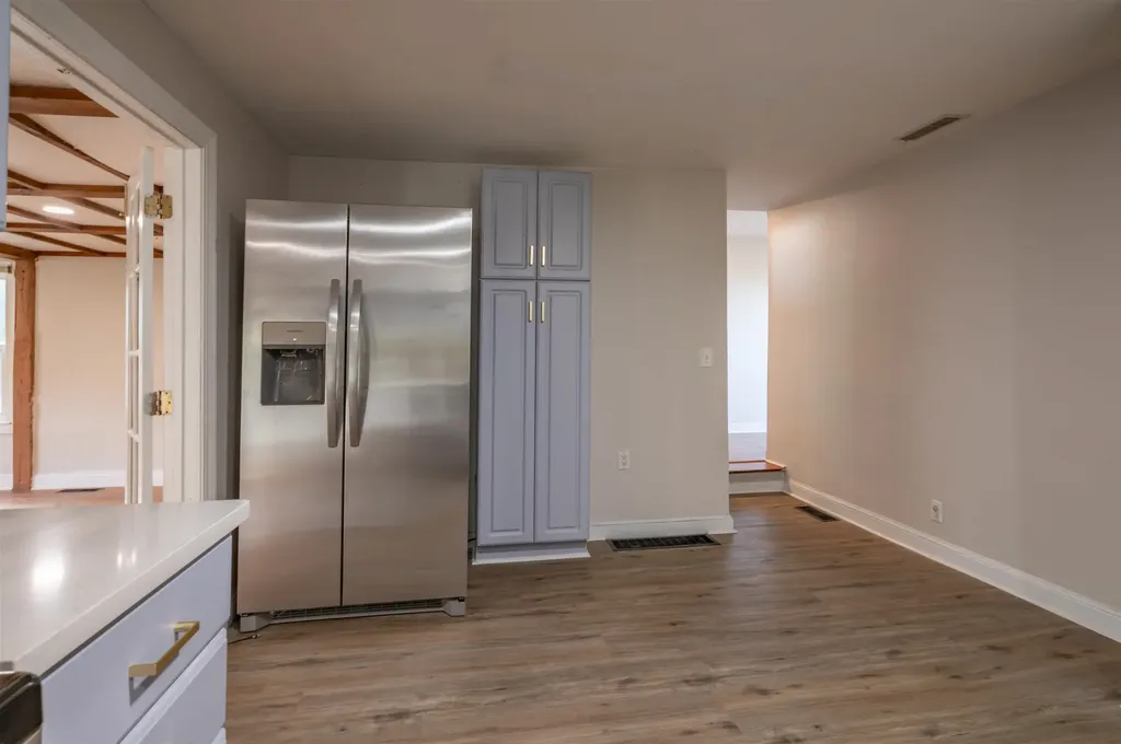 51 Chester Road Derry NH 03038