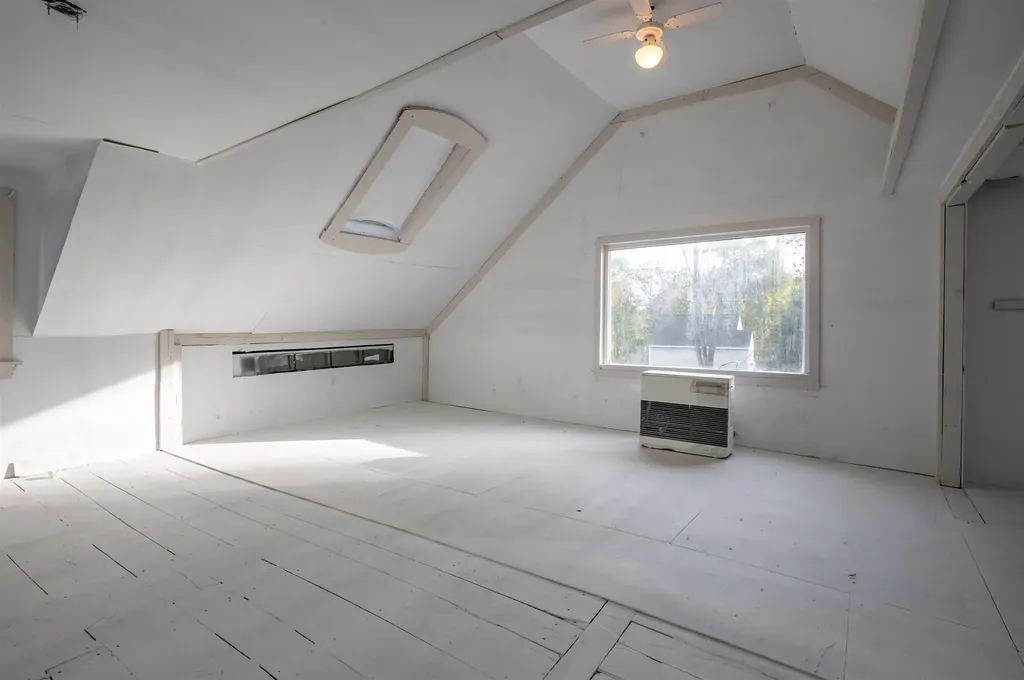 51 Chester Road Derry NH 03038