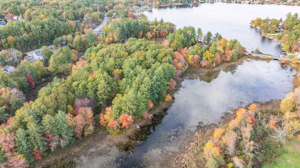 51 Chester Road Derry NH 03038