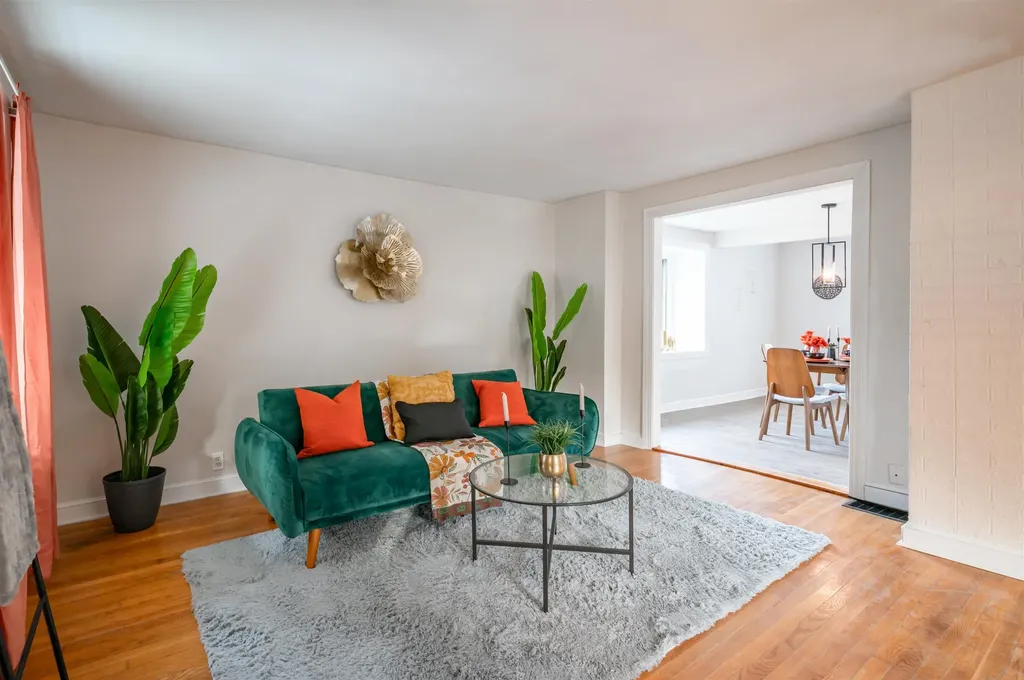 51 Chester Road Derry NH 03038