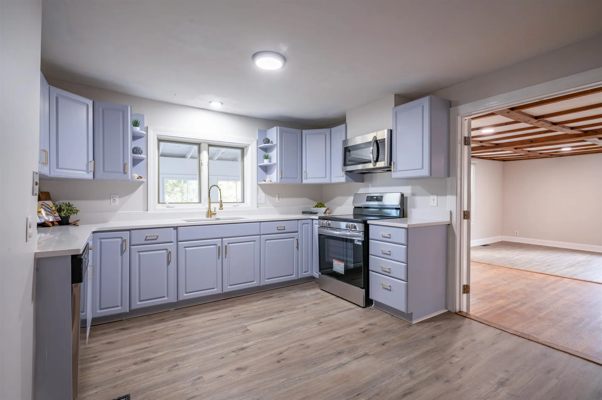 51 Chester Road Derry NH 03038